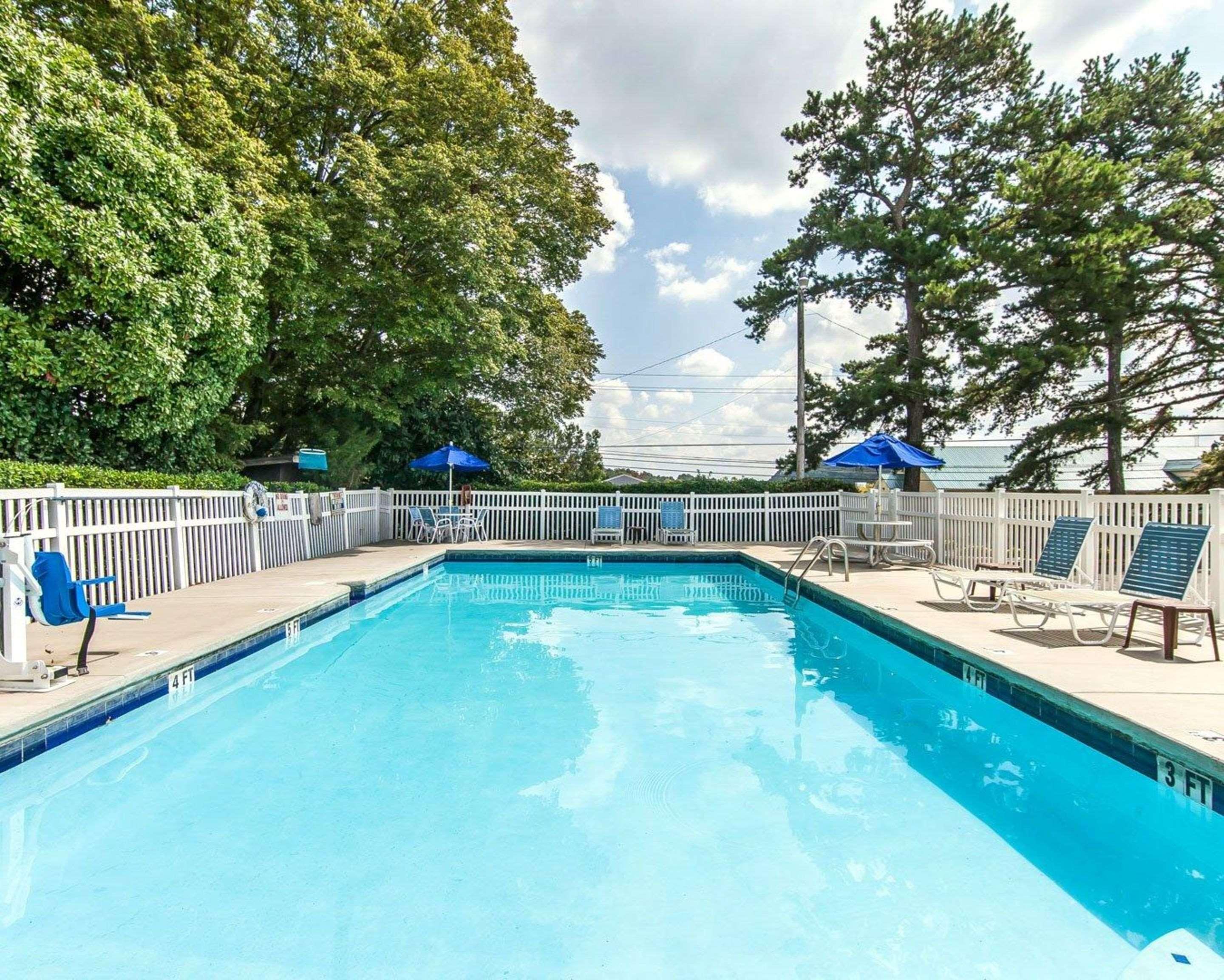 Econo Lodge Cleveland Kültér fotó
