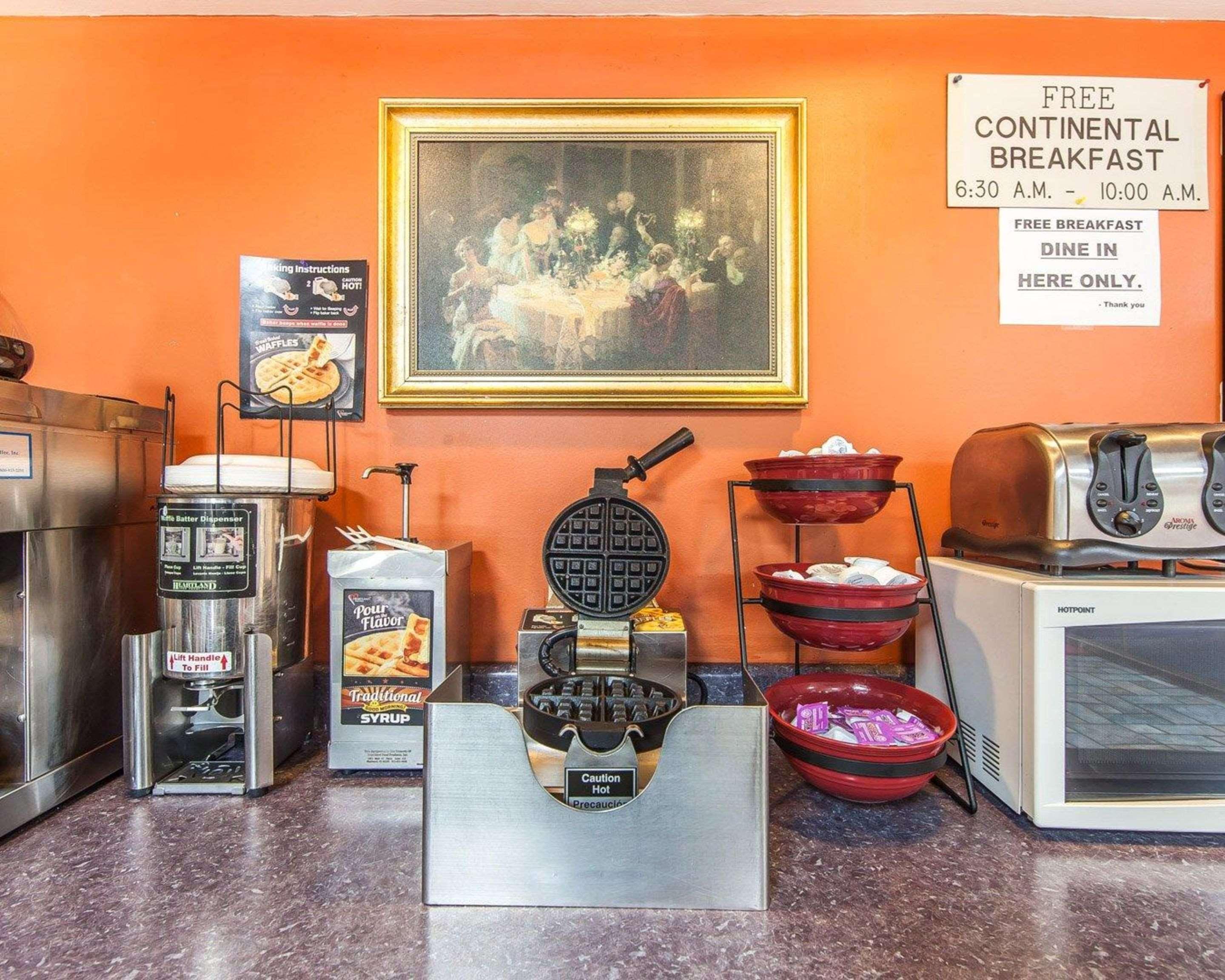 Econo Lodge Cleveland Kültér fotó